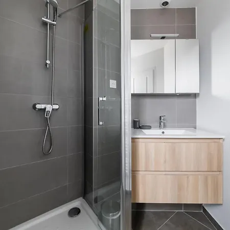 3 Pieces 55m2 Proche Metro - 15 - 4p Appartamento