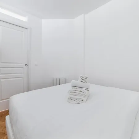 3 Pieces 55m2 Proche Metro - 15 - 4p * Parigi