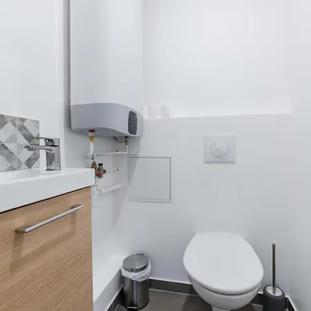 3 Pieces 55m2 Proche Metro - 15 - 4p Appartamento *