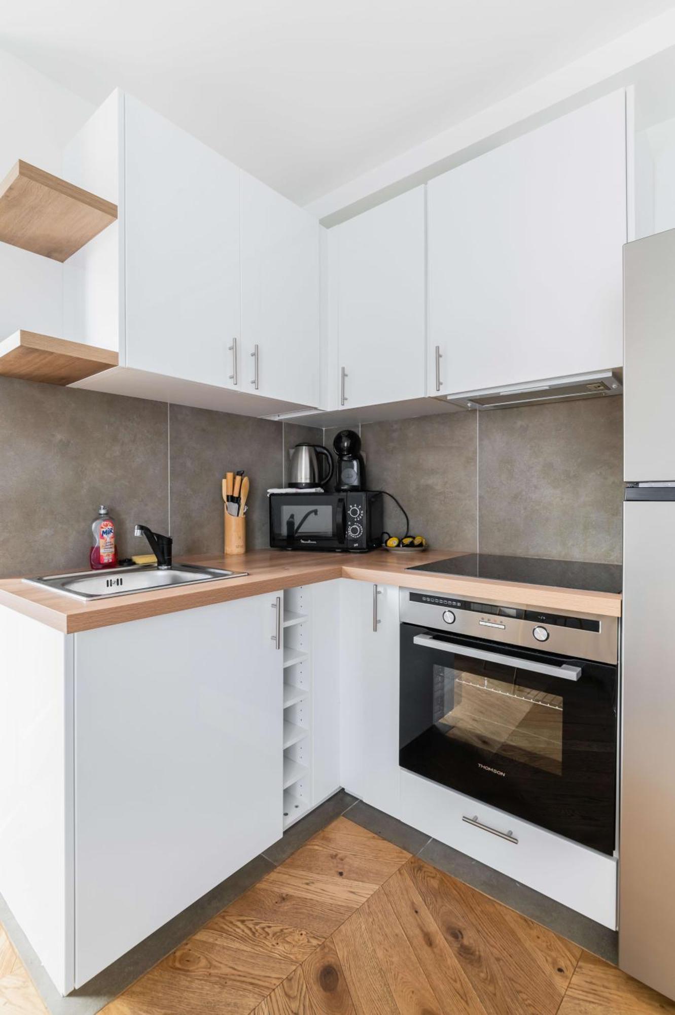 3 Pieces 55m2 Proche Metro - 15 - 4p *