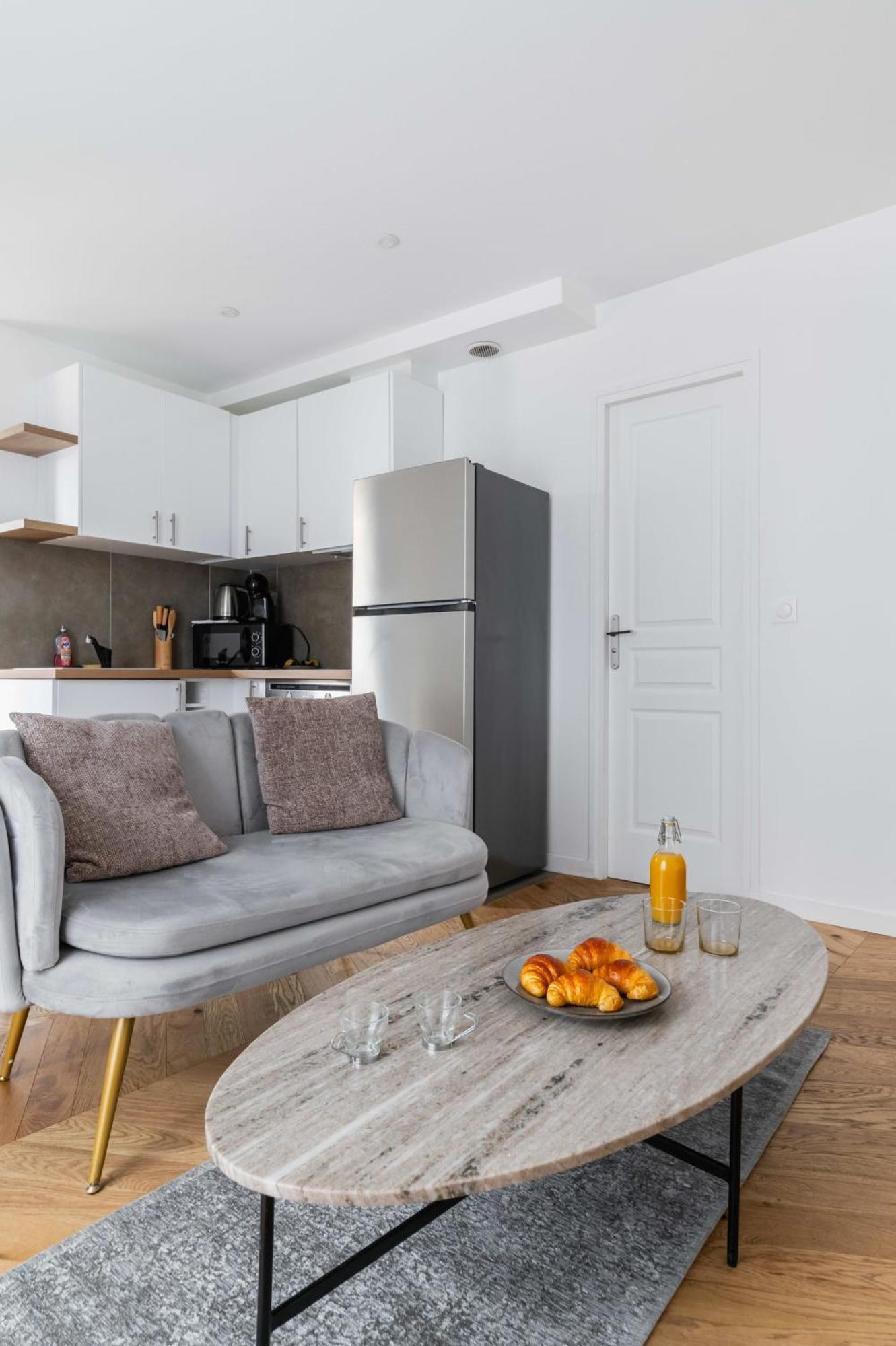 Apartment 3 Pieces 55m2 Proche Metro - 15 - 4p *